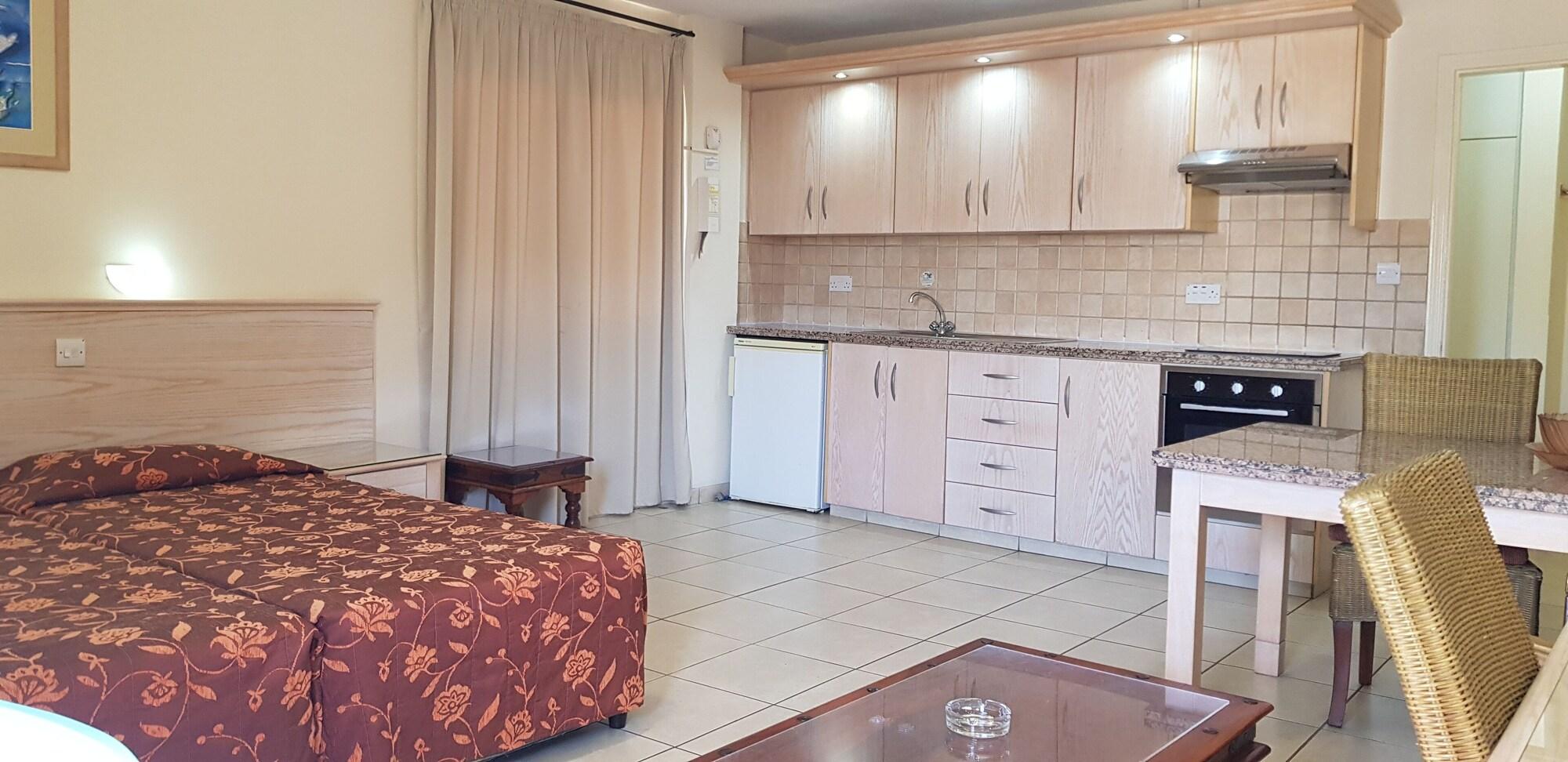 Senator Hotel Apartments - Adults Only Agia Napa Exterior foto