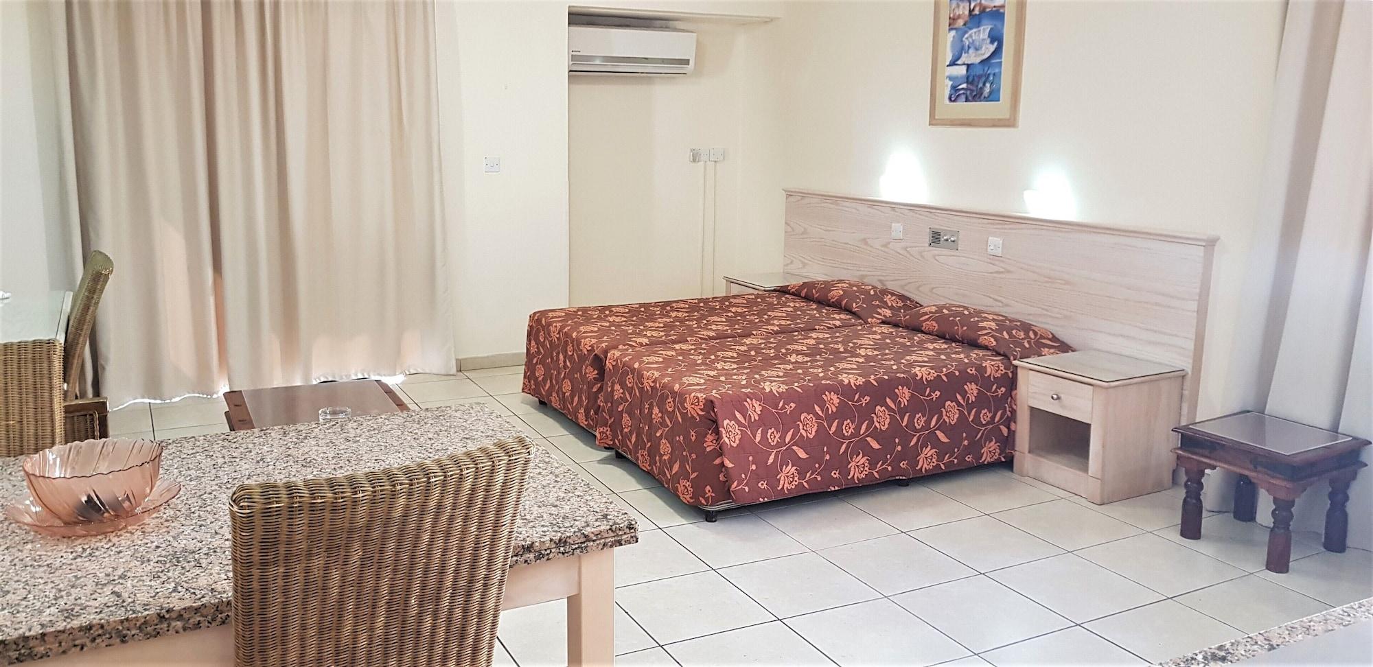 Senator Hotel Apartments - Adults Only Agia Napa Exterior foto